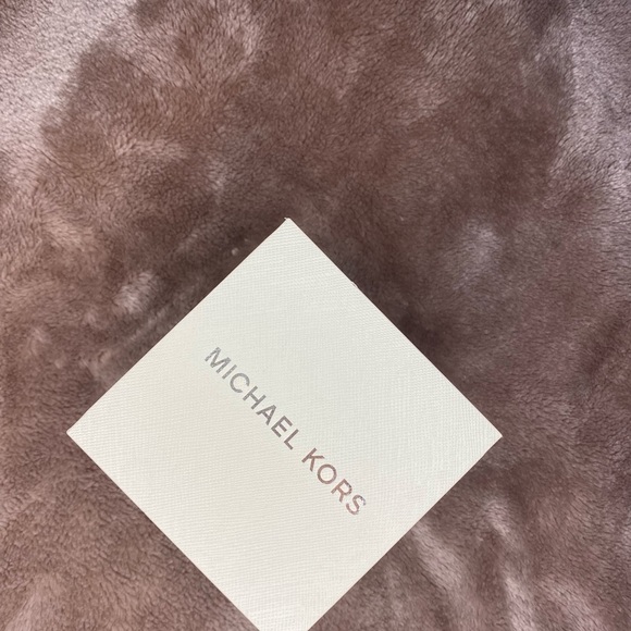 NEW~Michael Kors White Leather Watch - Picture 6 of 7